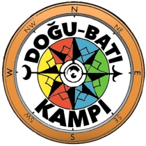 dou batı kamp logo
