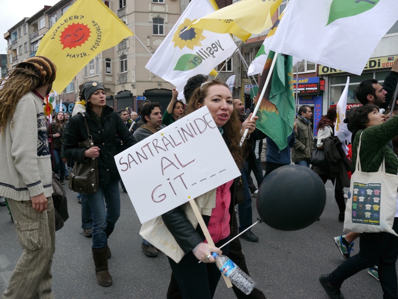 Nükleer karşıtları Kadıköy’de buluştu