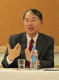 Sang – Hyun Song fotoğraf