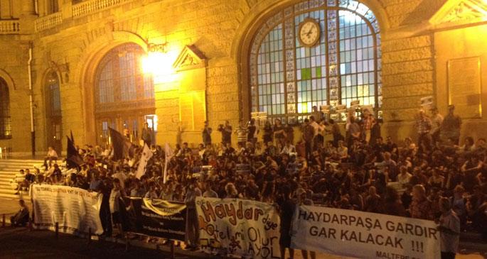 kadıköylüler haydarpaşa garına sahip çıktı