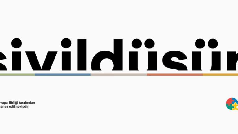 sivildiişin yazısı, altında renkli çizgi ve iki logo